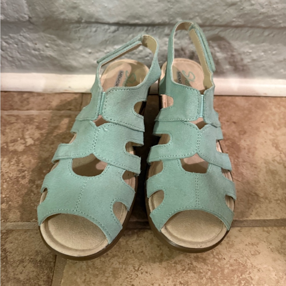 New Skechers parallel stylin suede leather wedge sandals size 5.5 turqoise color - Picture 2 of 9